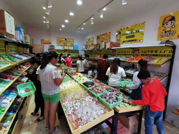 自己開一家30平米的零食店，如何選擇合適的貨架？